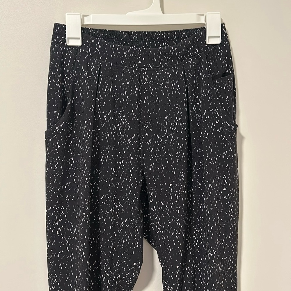 Lululemon &go City Jogger Lightweight Black Joggers Travel Athletic Hiking